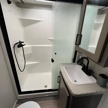 Us Wohnauflieger Luxus Camping Drebkau