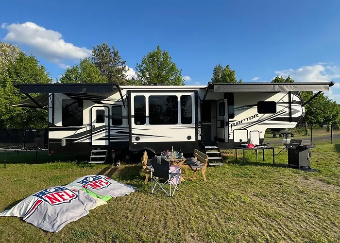 Camping Us Wohnauflieger Luxus Drebkau